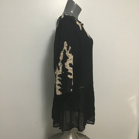 Ecote Semi-Sheer Deep V Back Tunic with Lace Size L - Picture 4 of 12